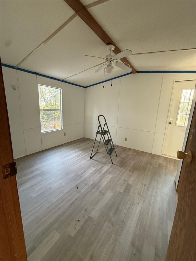 12941 208th Street , O Brien, FL 32071 Photo