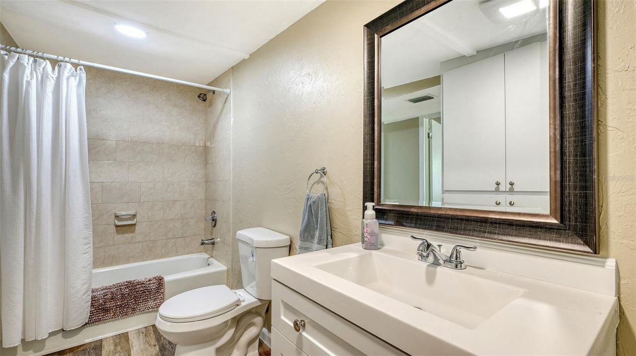 3818 Gocio Road, Sarasota, FL 34235 Photo