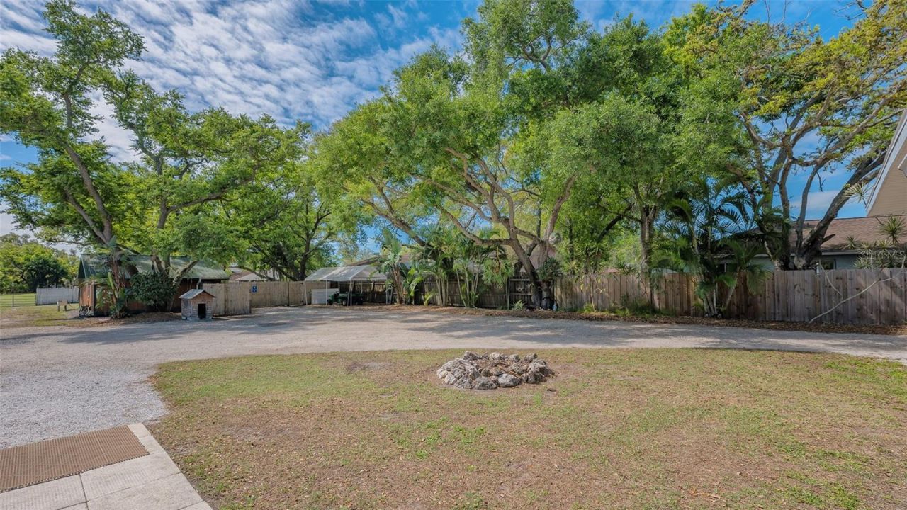 3818 Gocio Road, Sarasota, FL 34235 Photo