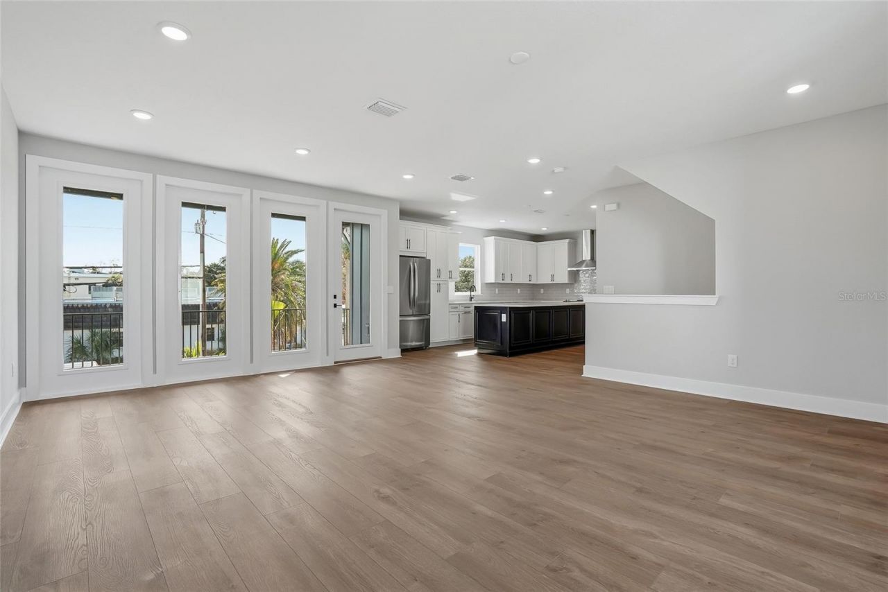 3003 1st Avenue N, Saint Petersburg, FL 33713 Photo