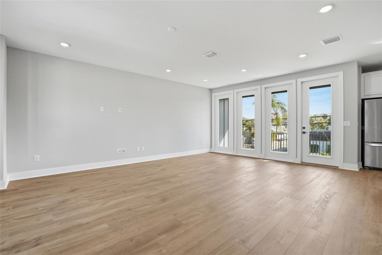 3003 1st Avenue N, Saint Petersburg, FL 33713 Photo