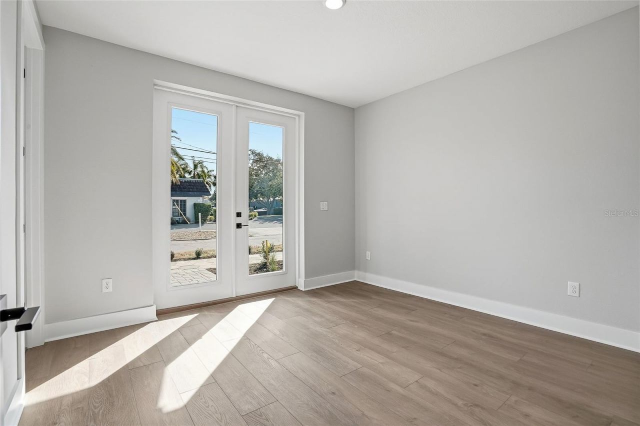 3003 1st Avenue N, Saint Petersburg, FL 33713 Photo