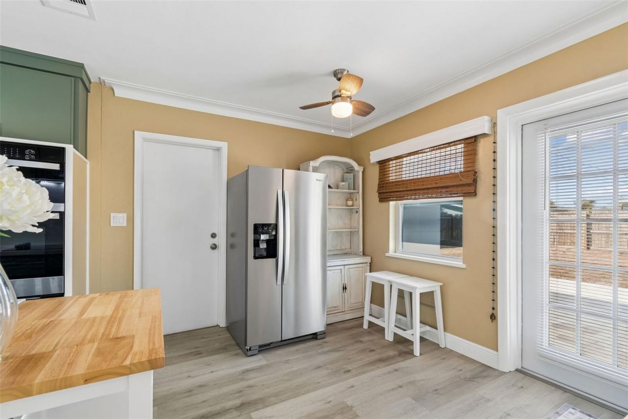 3601 Yardley Avenue N, Saint Petersburg, FL 33713 Photo