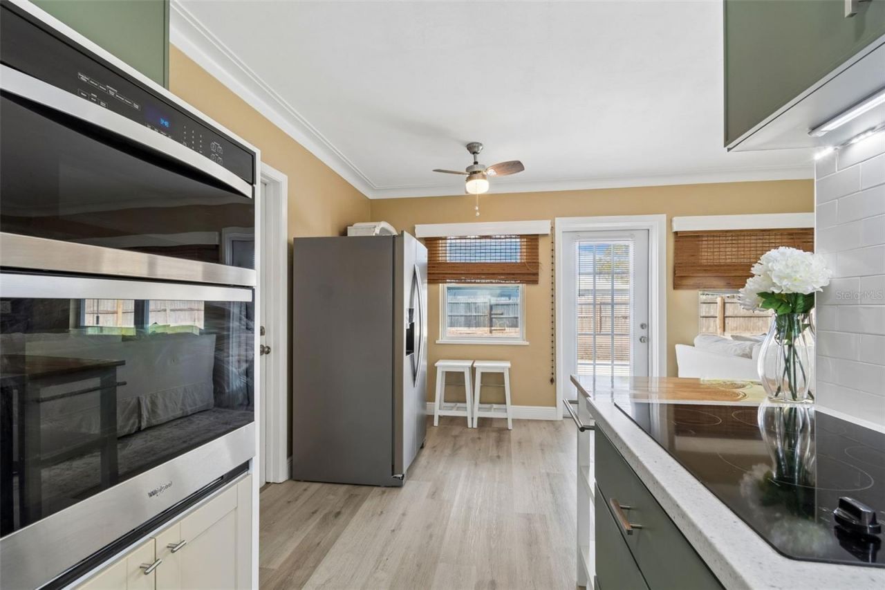 3601 Yardley Avenue N, Saint Petersburg, FL 33713 Photo