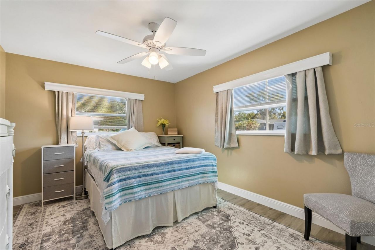 3601 Yardley Avenue N, Saint Petersburg, FL 33713 Photo