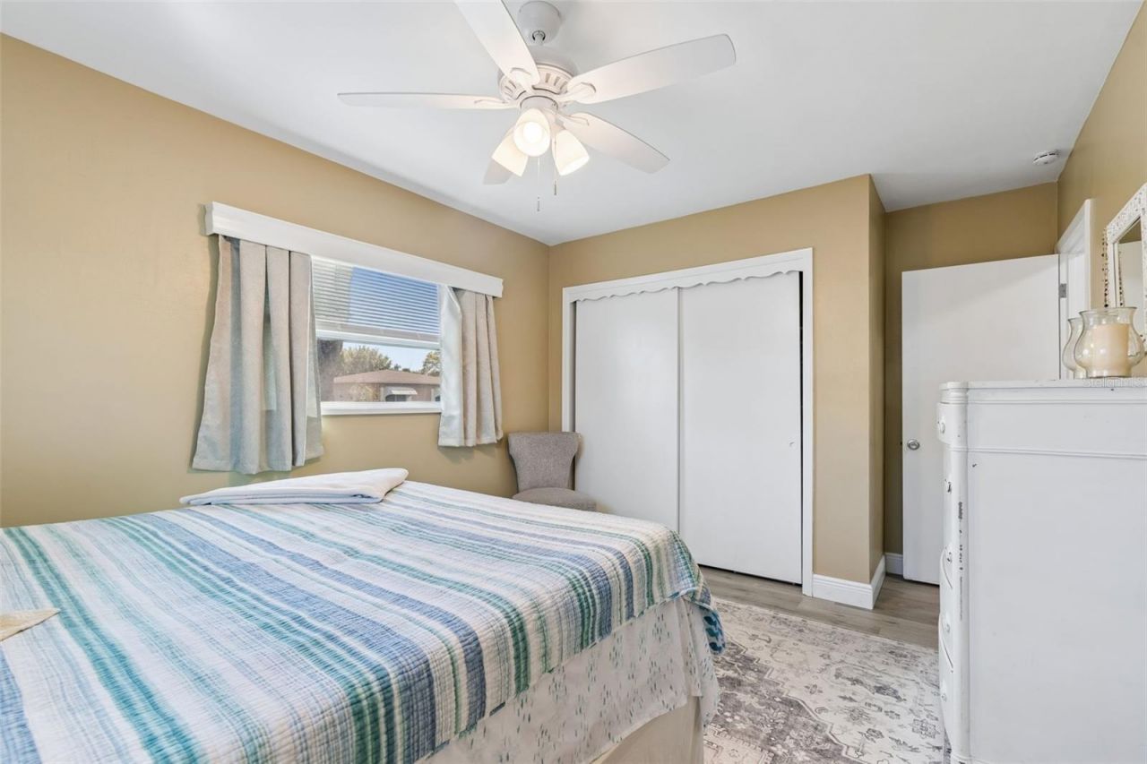 3601 Yardley Avenue N, Saint Petersburg, FL 33713 Photo