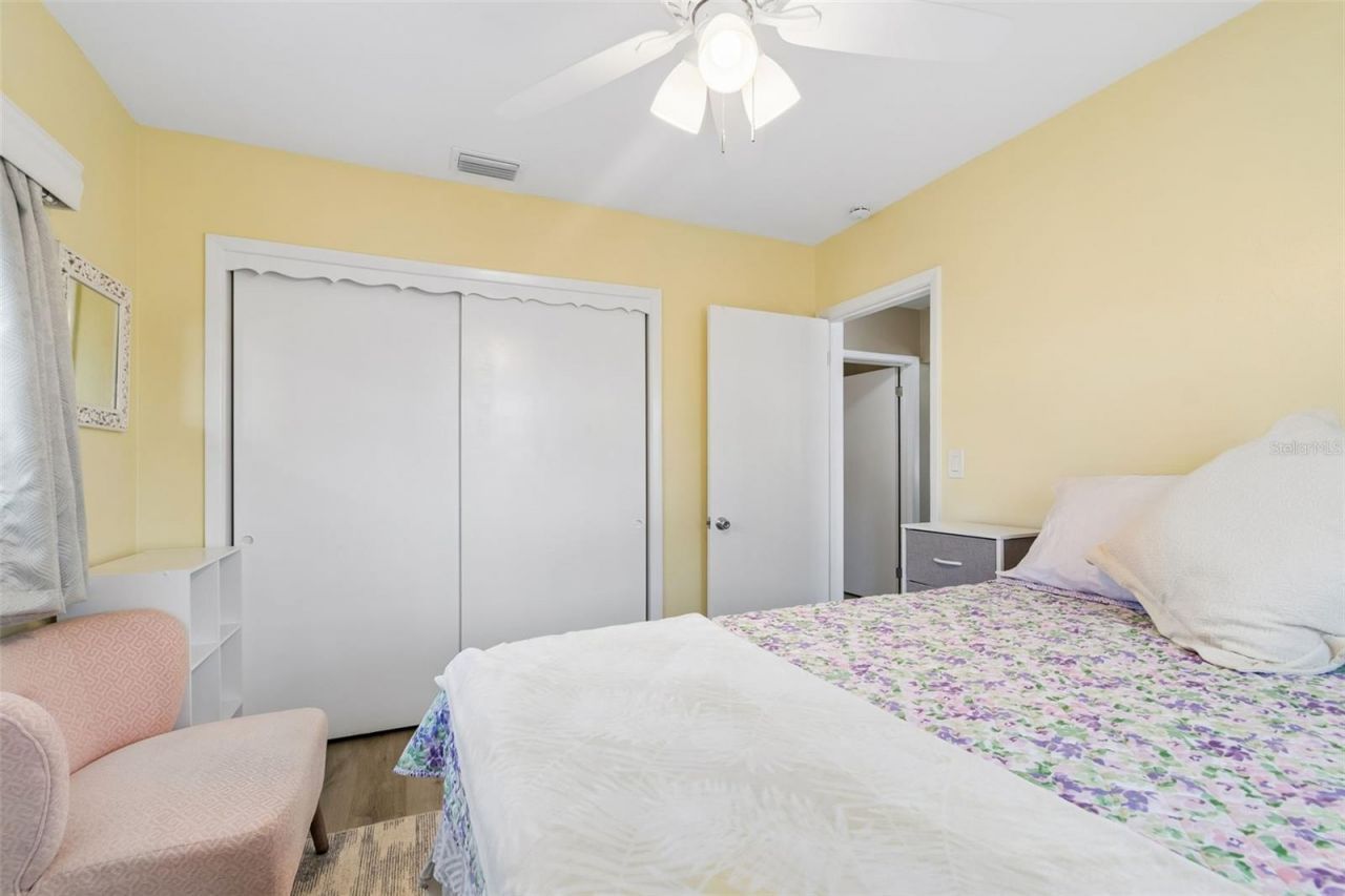 3601 Yardley Avenue N, Saint Petersburg, FL 33713 Photo