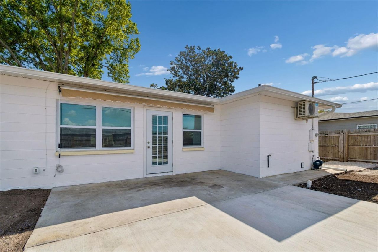 3601 Yardley Avenue N, Saint Petersburg, FL 33713 Photo