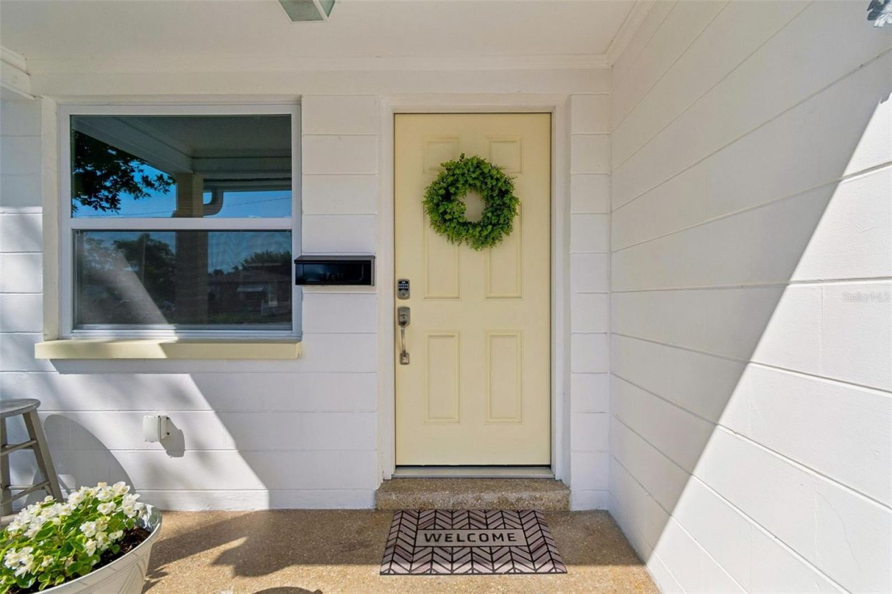 3601 Yardley Avenue N, Saint Petersburg, FL 33713 Photo