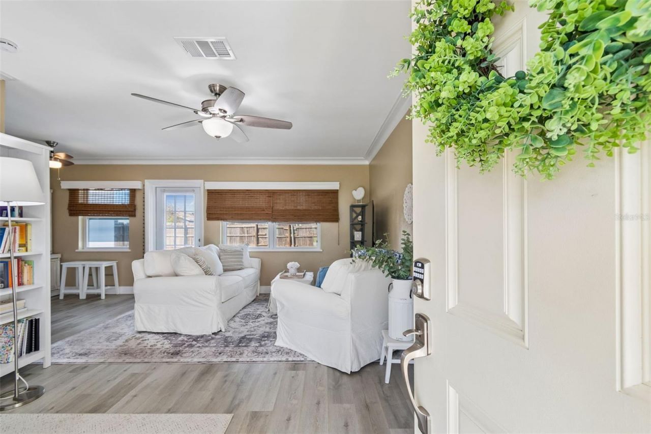 3601 Yardley Avenue N, Saint Petersburg, FL 33713 Photo