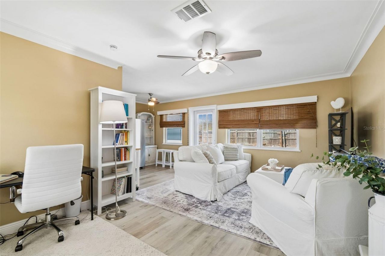 3601 Yardley Avenue N, Saint Petersburg, FL 33713 Photo