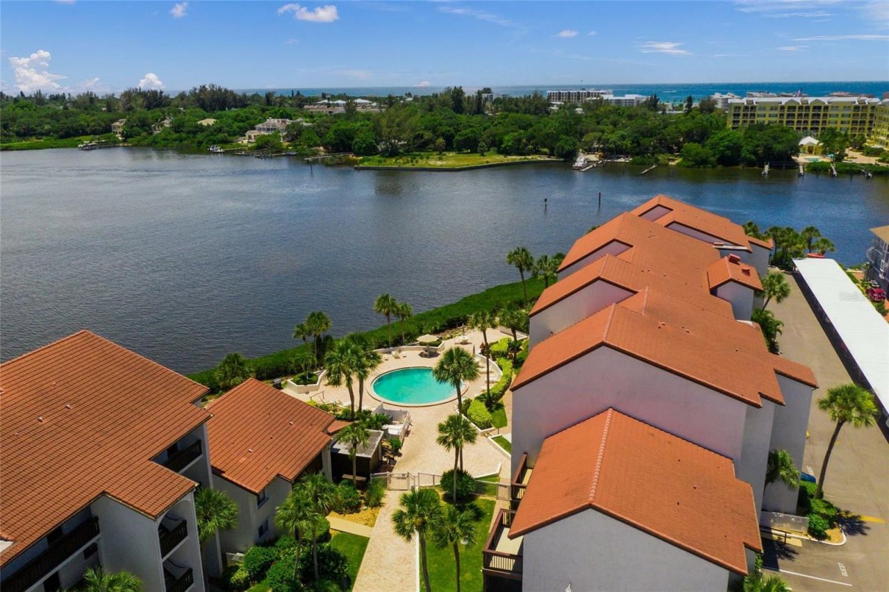 1630 Stickney Point Road , Unit 101, Sarasota, FL 34231 Photo