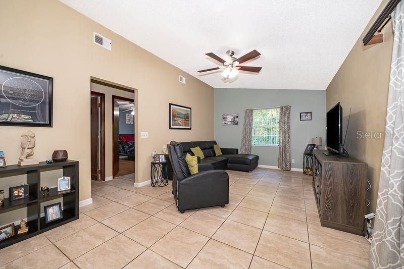 612 Riverwoods Circle , Orlando, FL 32825 Photo