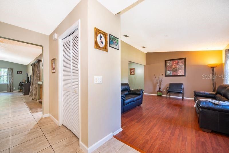 612 Riverwoods Circle , Orlando, FL 32825 Photo