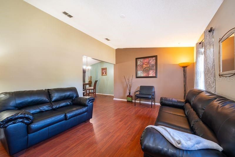 612 Riverwoods Circle , Orlando, FL 32825 Photo