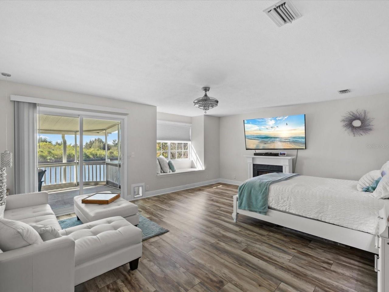 1414 Deirdre Drive, Ruskin, FL 33570 Photo