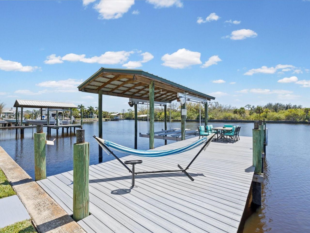 1414 Deirdre Drive, Ruskin, FL 33570 Photo