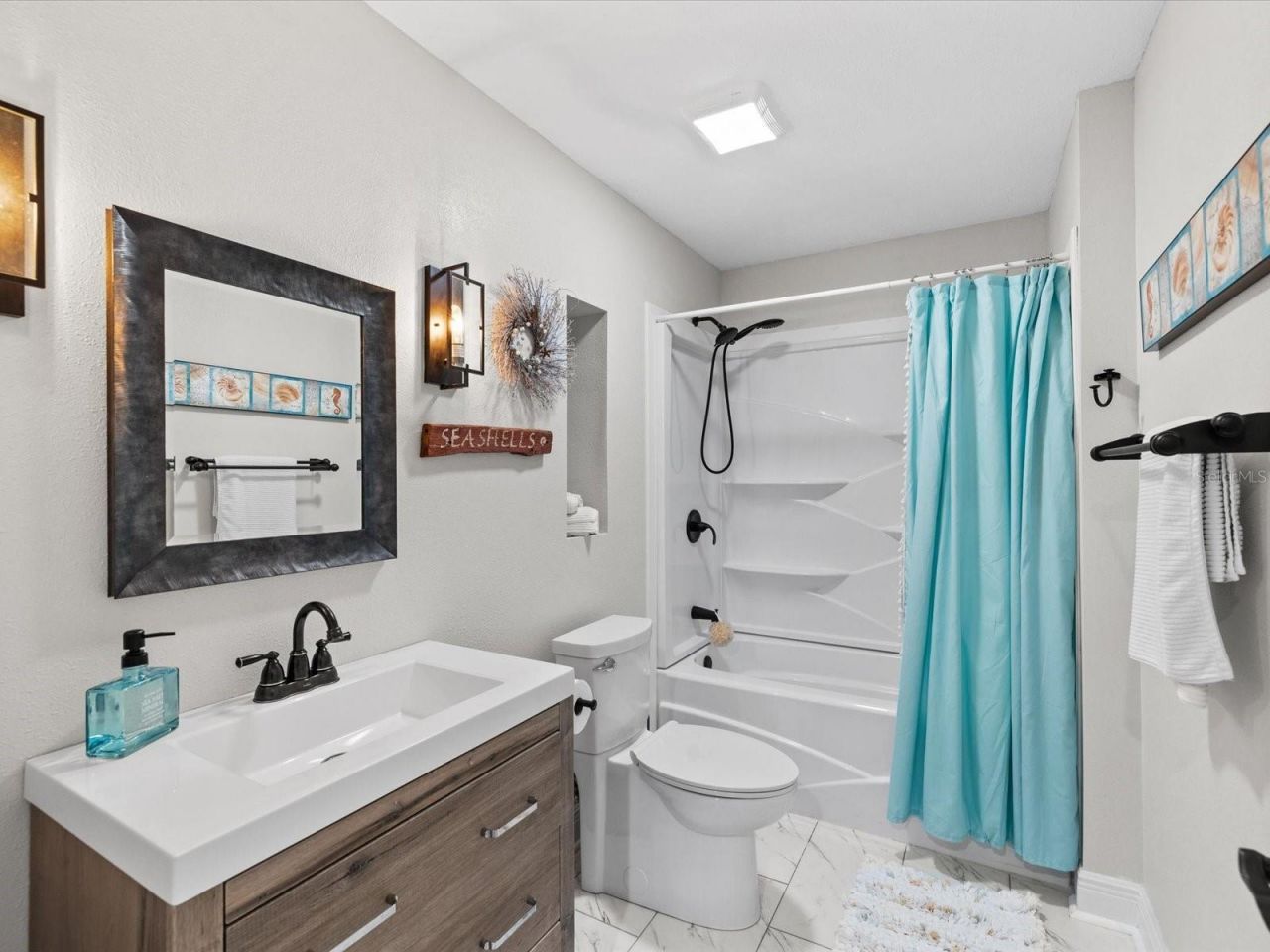 1414 Deirdre Drive, Ruskin, FL 33570 Photo