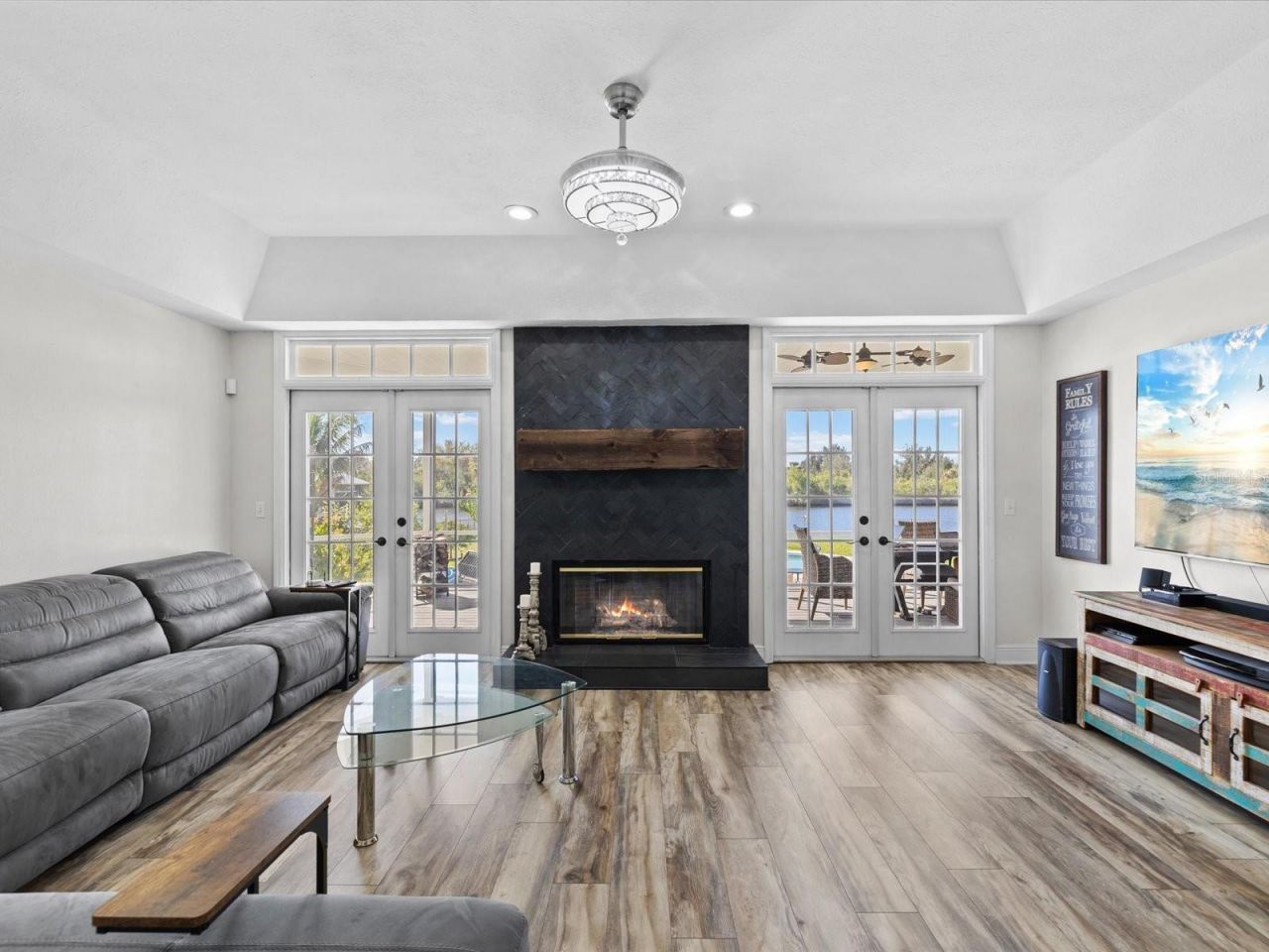 1414 Deirdre Drive, Ruskin, FL 33570 Photo