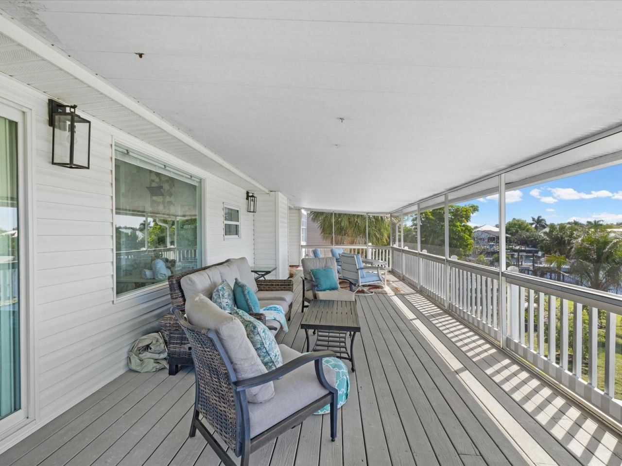 1414 Deirdre Drive, Ruskin, FL 33570 Photo