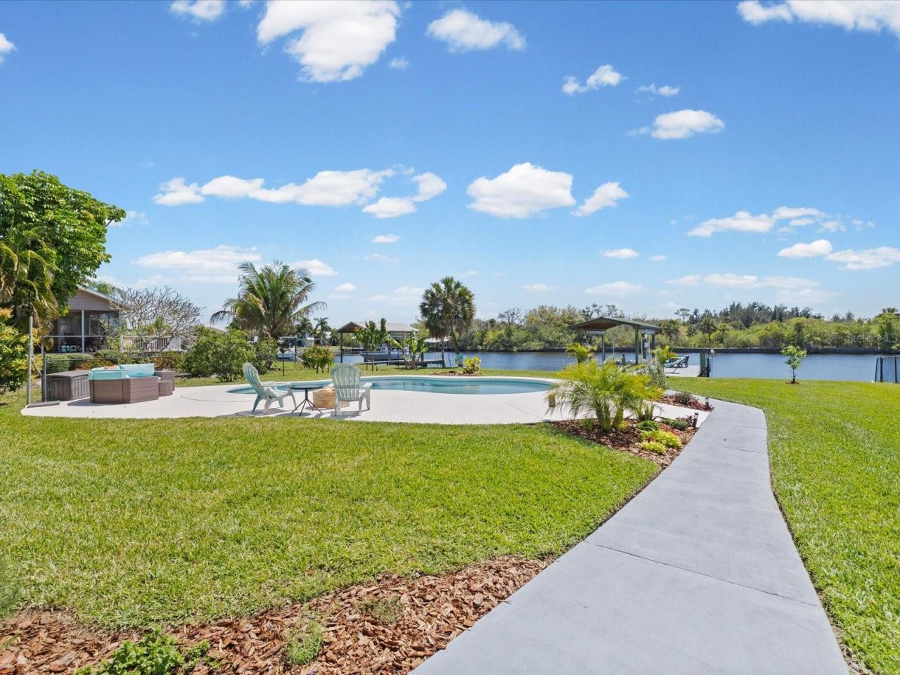 1414 Deirdre Drive, Ruskin, FL 33570 Photo