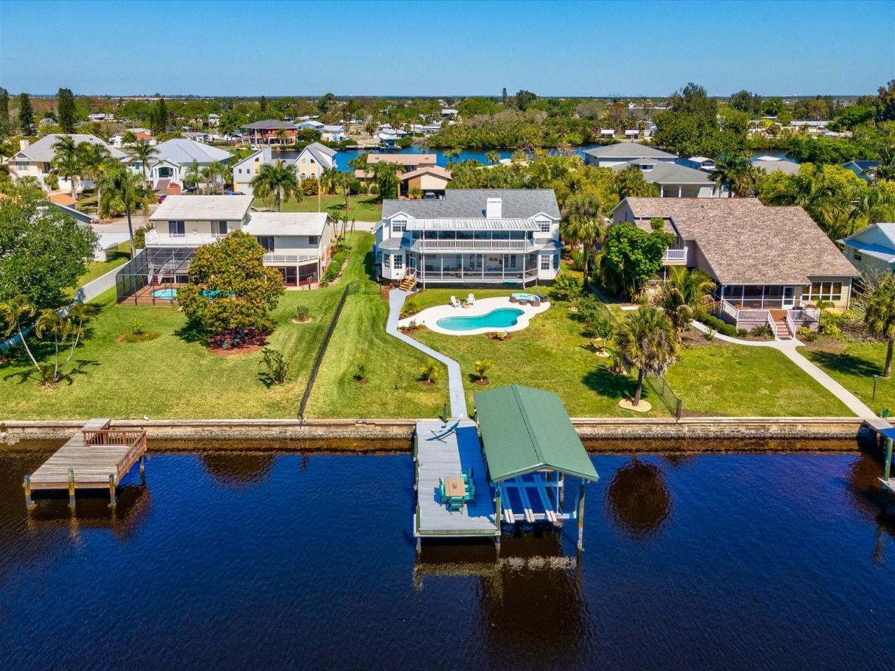 1414 Deirdre Drive, Ruskin, FL 33570 Photo