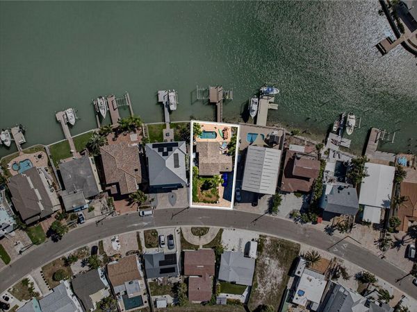 449 S BAYSHORE DRIVE, MADEIRA BEACH, FL 33708