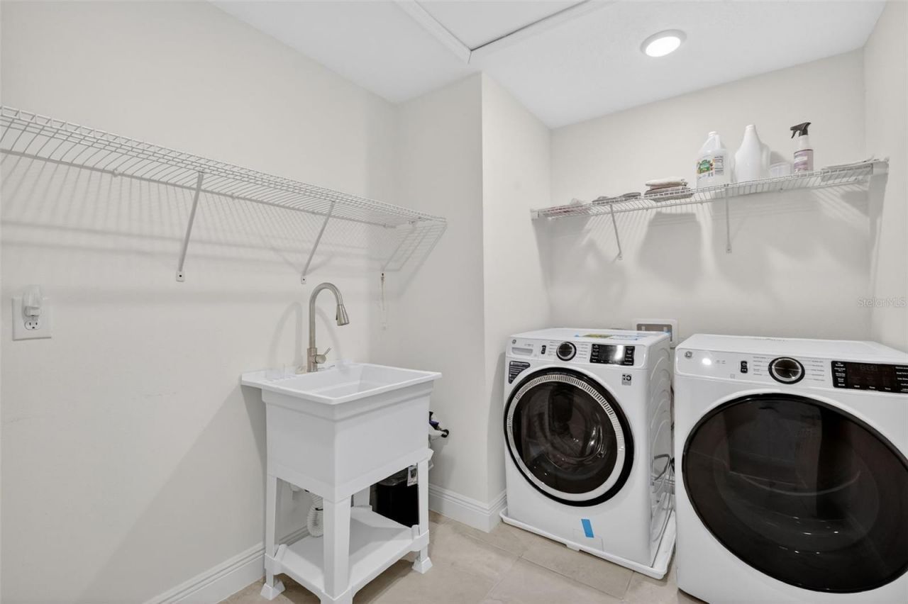 6070 Sierra Crown Street, Mount Dora, FL 32757 Photo