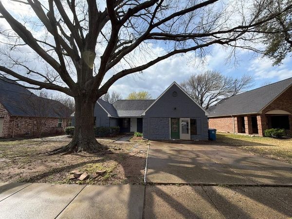 8105 Courageous Drive, Rowlett, TX 75089