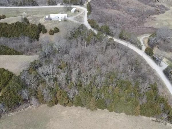 Bear Creek Rd Off Rd, Bybee, TN 37713