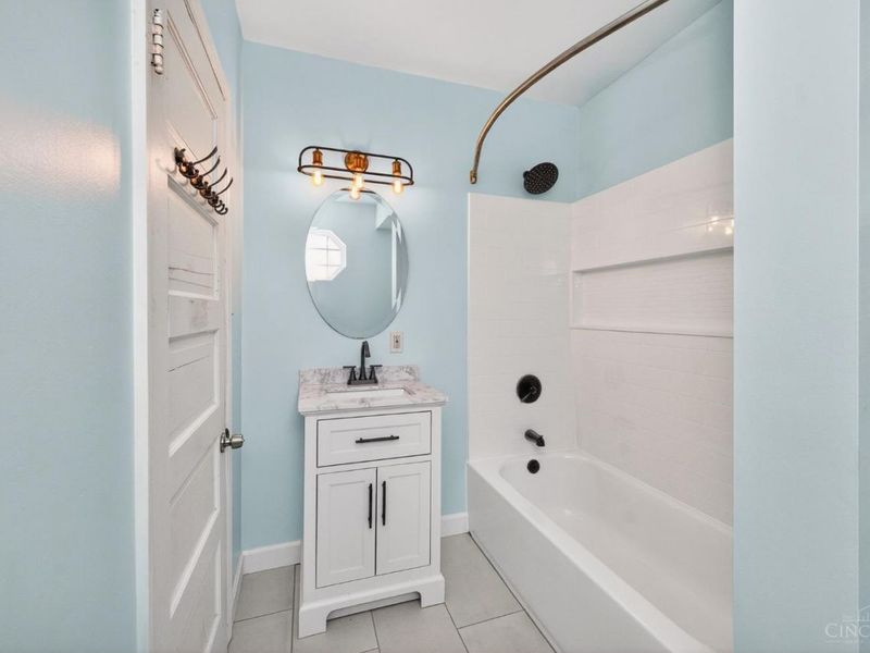 1007 W Loveland Avenue, Loveland, OH 45140 Photo 14