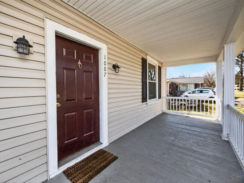 1007 W Loveland Avenue, Loveland, OH 45140 Photo 2