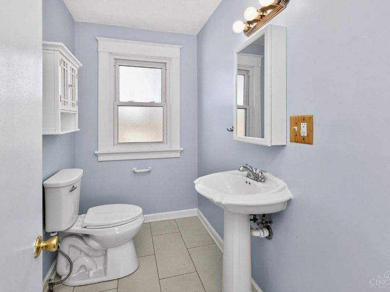 1007 W Loveland Avenue, Loveland, OH 45140 Photo 21