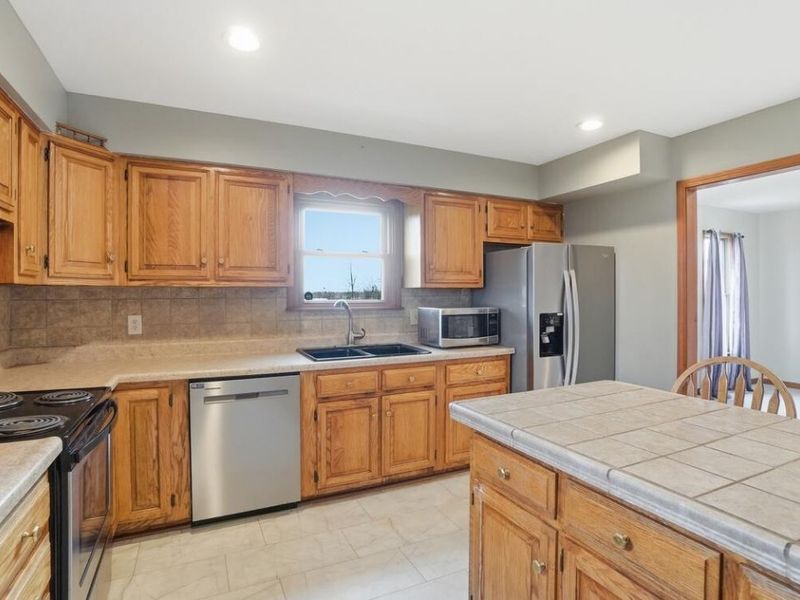 18934 Mudsock Road, Wapakoneta, OH 45895 Photo 25