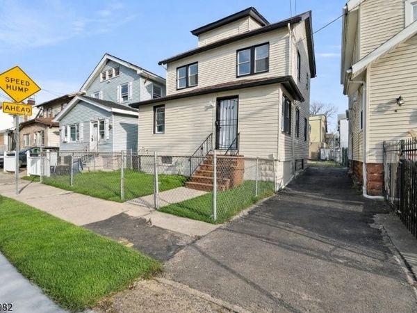 162 Columbia Ave, Newark, NJ 07106