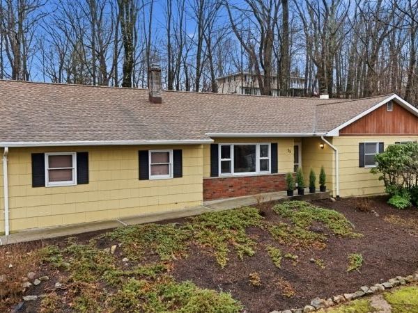 14 Hill Rd, Stanhope, NJ 07874