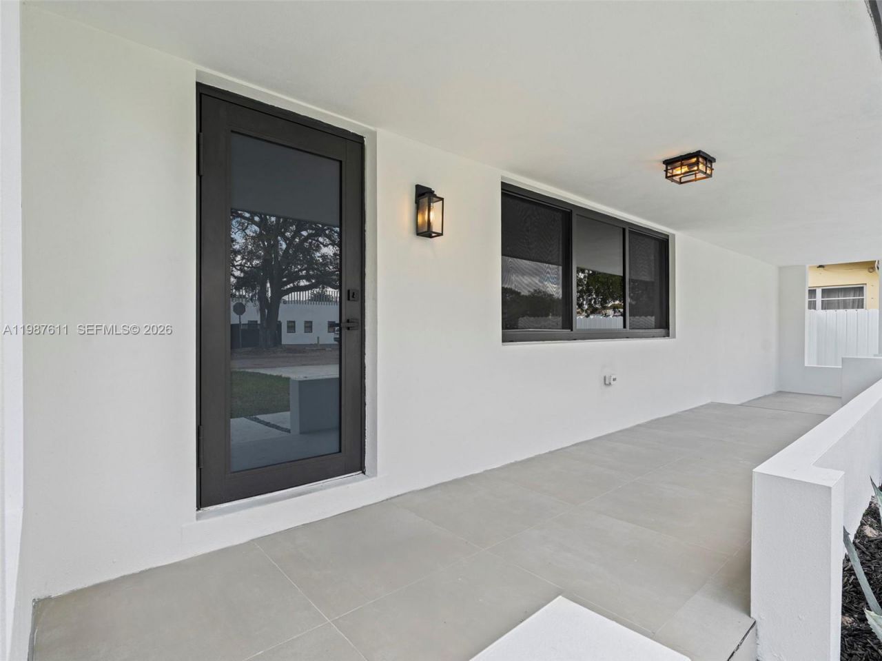 610 NE 164th Ter, North Miami Beach, FL 33162 Photo