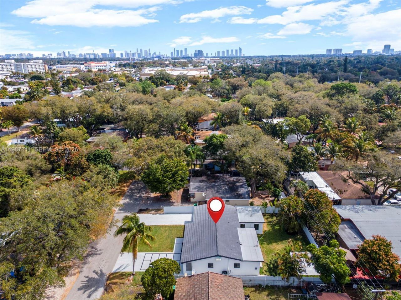 610 NE 164th Ter, North Miami Beach, FL 33162 Photo