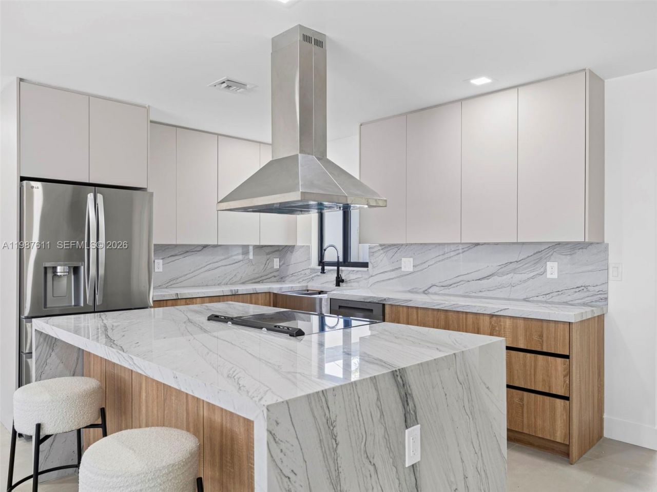 610 NE 164th Ter, North Miami Beach, FL 33162 Photo