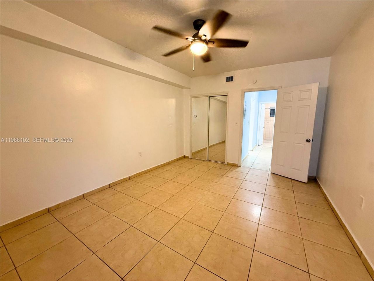 1176 Marseille Dr, Unit 2, Miami Beach, FL 33141 Photo