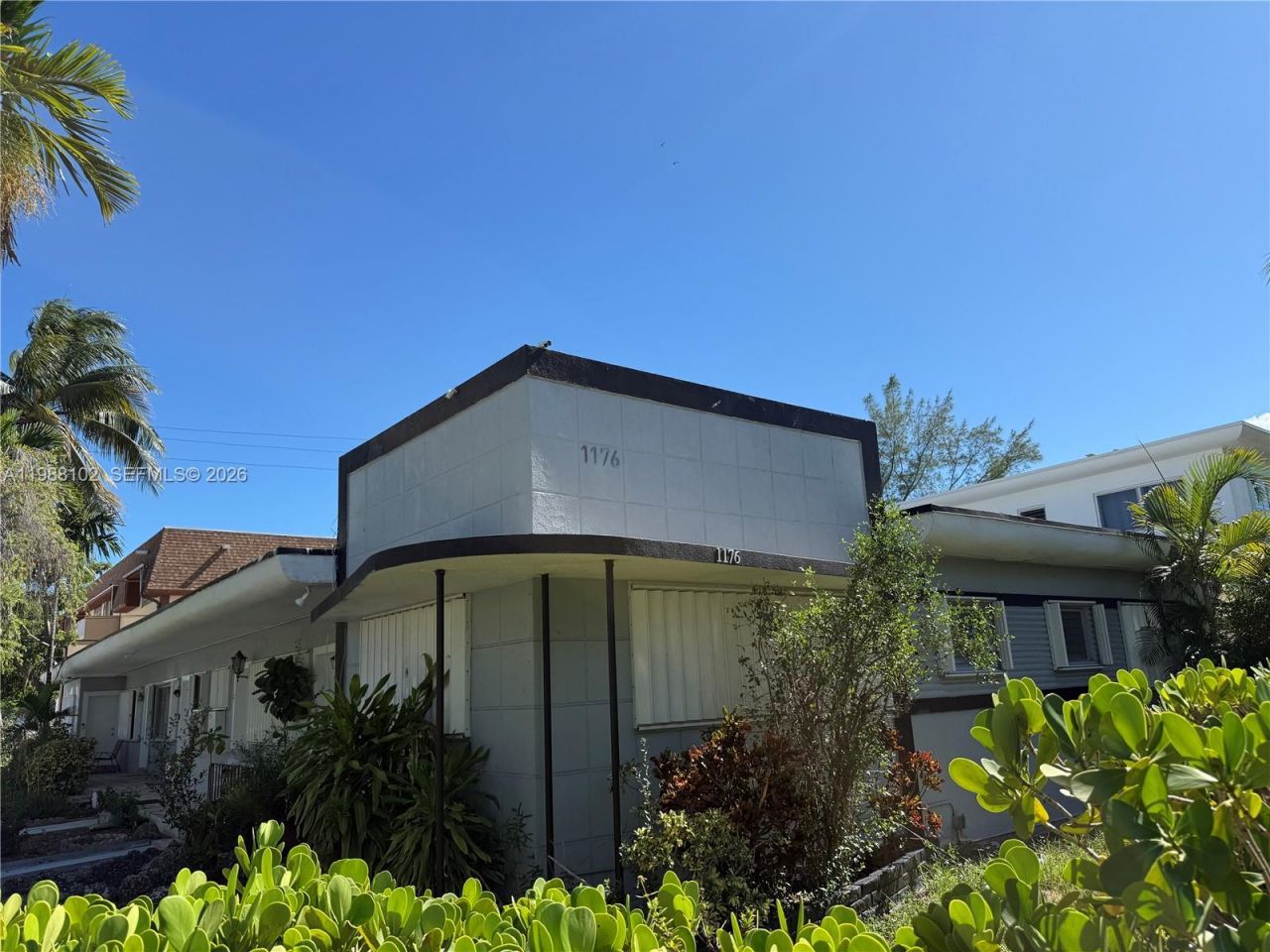 1176 Marseille Dr , Unit 2, Miami Beach, FL 33141 Photo