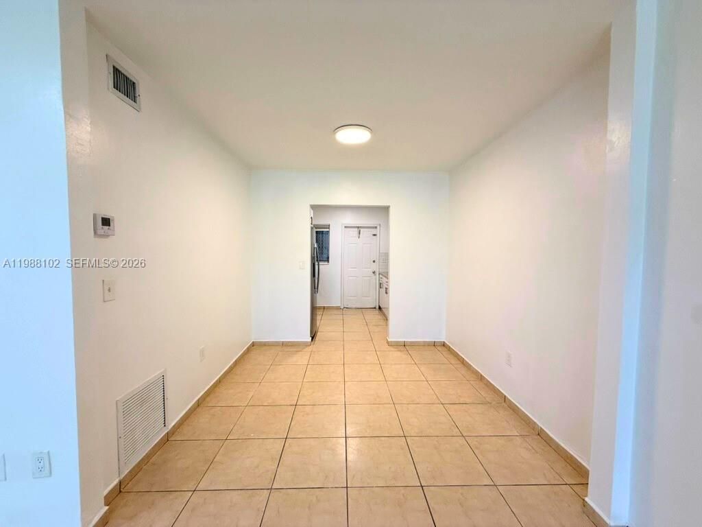 1176 Marseille Dr , Unit 2, Miami Beach, FL 33141 Photo