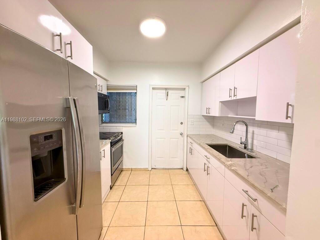 1176 Marseille Dr , Unit 2, Miami Beach, FL 33141 Photo