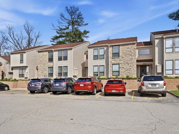 7274 E Galbraith Road, Unit 17, Sycamore Twp, OH 45243