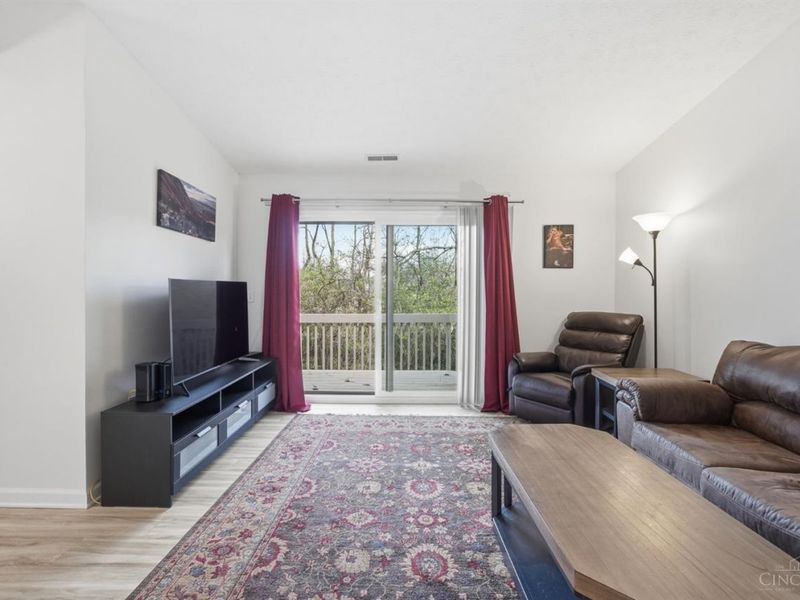 7274 E Galbraith Road, Unit 17, Sycamore Township, OH 45243 Photo 12