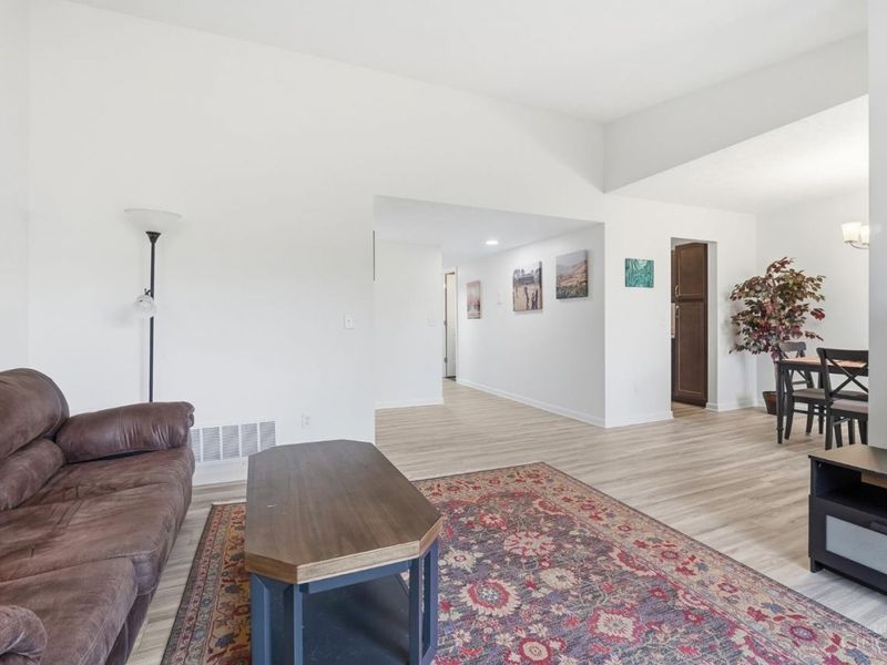 7274 E Galbraith Road, Unit 17, Sycamore Township, OH 45243 Photo 13