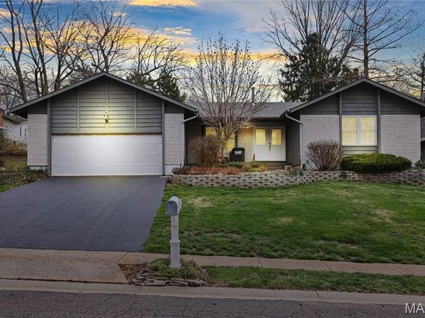 1226 Beaver Trail Drive , Ferguson, MO 63135