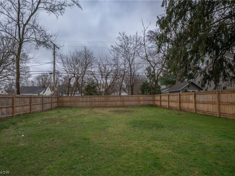 4207 W 226th Street , Fairview Park, OH 44126 Photo 27