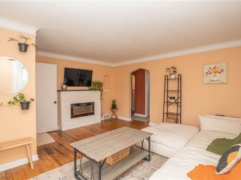 4207 W 226th Street , Fairview Park, OH 44126 Photo 4