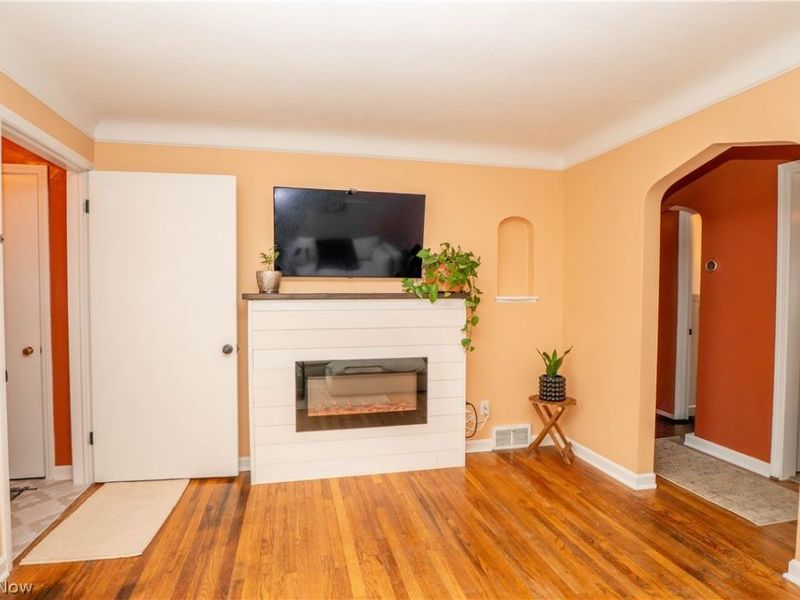 4207 W 226th Street , Fairview Park, OH 44126 Photo 7